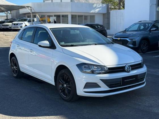 VOLKSWAGEN POLO 1.0 MPI TOTAL FLEX MANUAL VOLKSWAGEN POLO 1.0 MPI TOTAL FLEX MANUAL